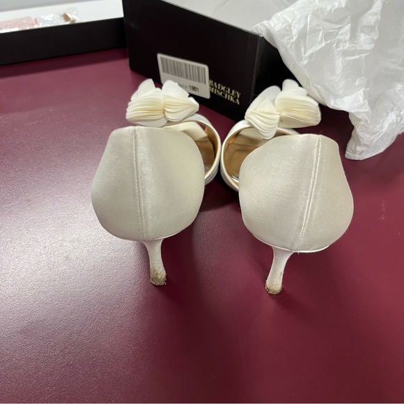 Badgley Mischka Satin D'Orsay Pumps - Picture 11 of 15